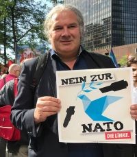 «НАТО давно следовало отправить на свалку истории»